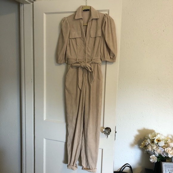 Gorgeous Corduroy Tan Jumpsuit / Xs